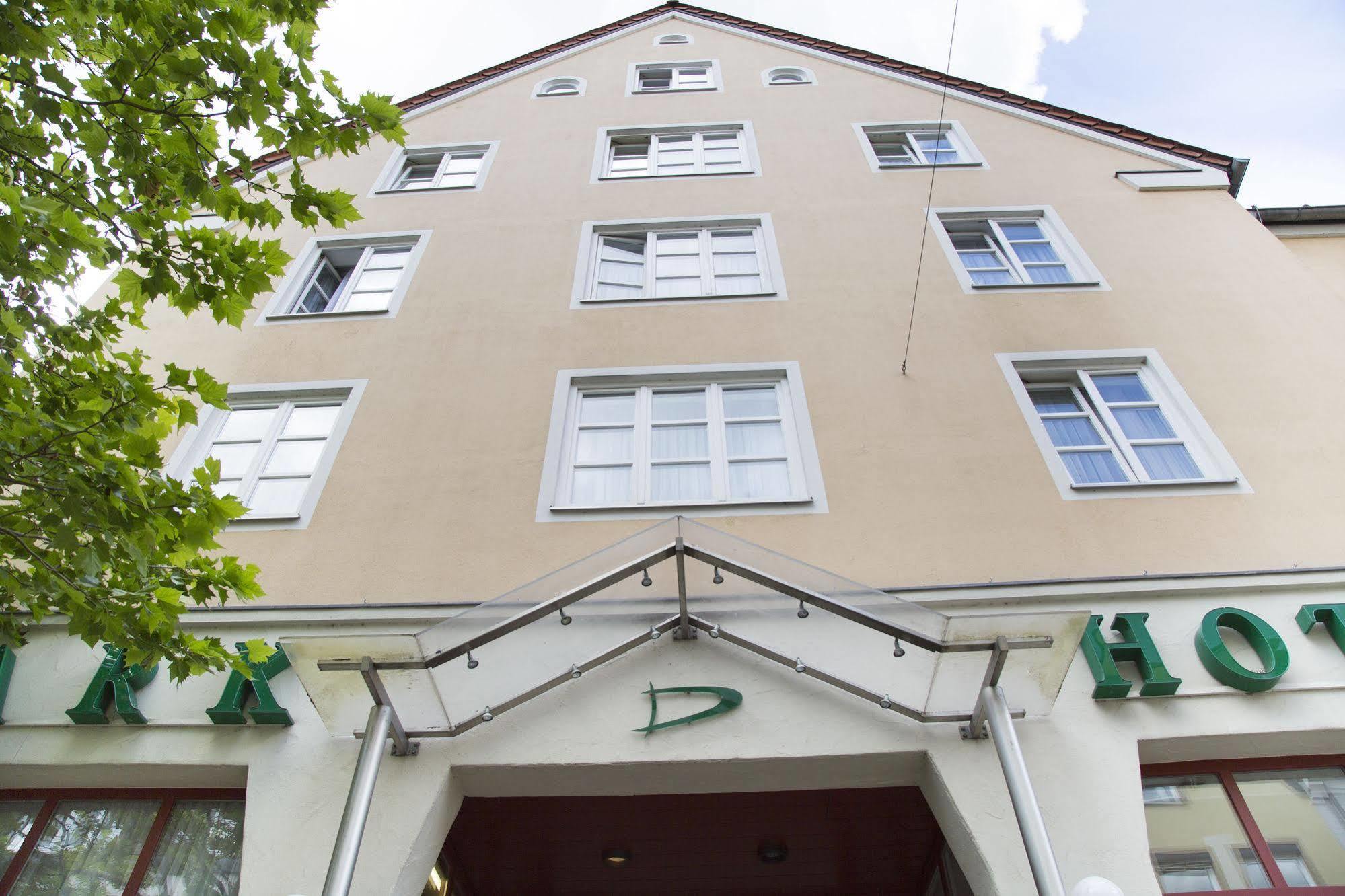 Drexel'S Parkhotel Мемминген Экстерьер фото