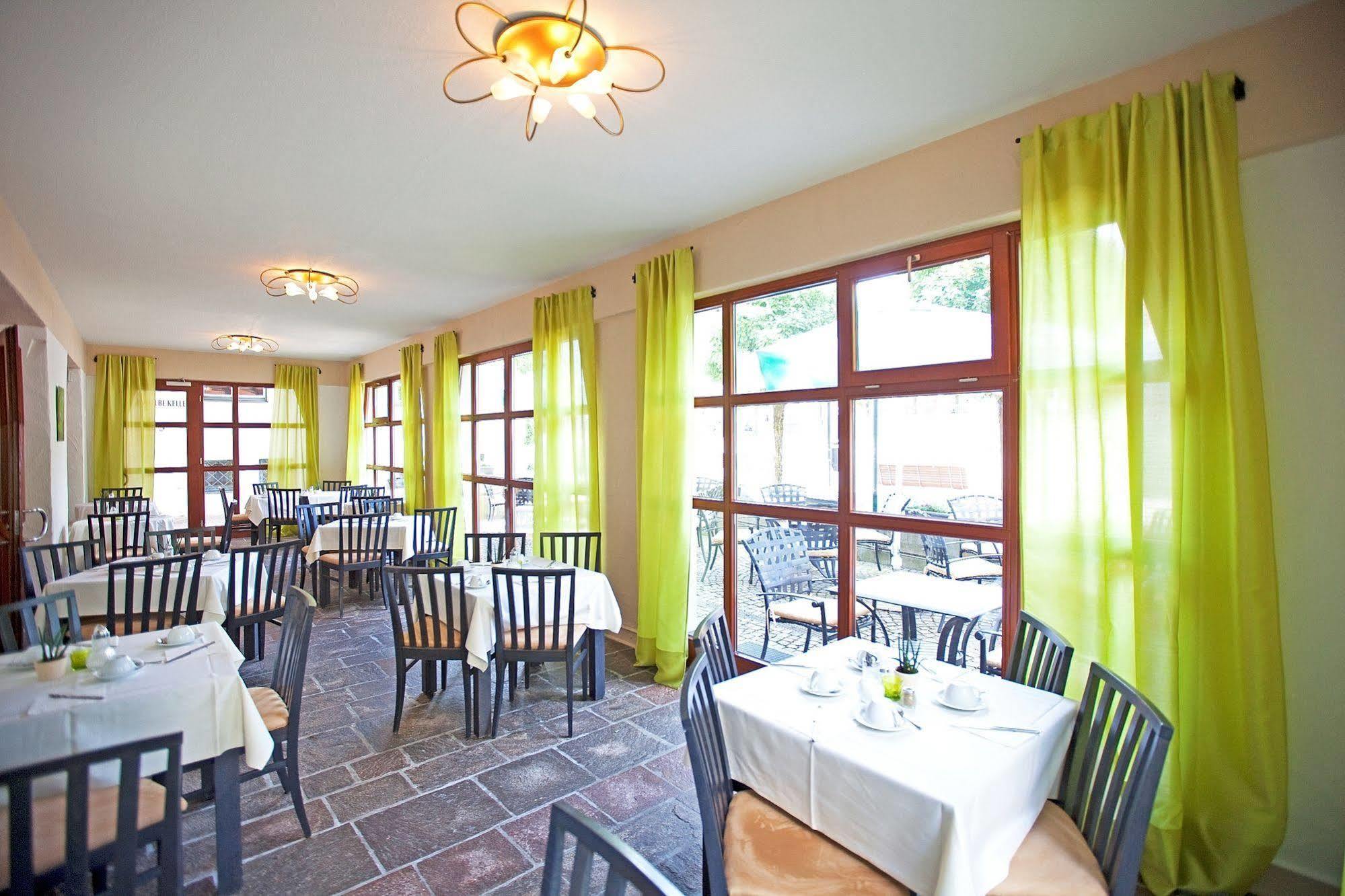 Drexel'S Parkhotel Мемминген Экстерьер фото